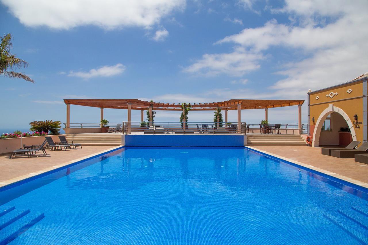 Luxury One Bedroom Palheiro Village By Hr Madeira Funchal  Luaran gambar